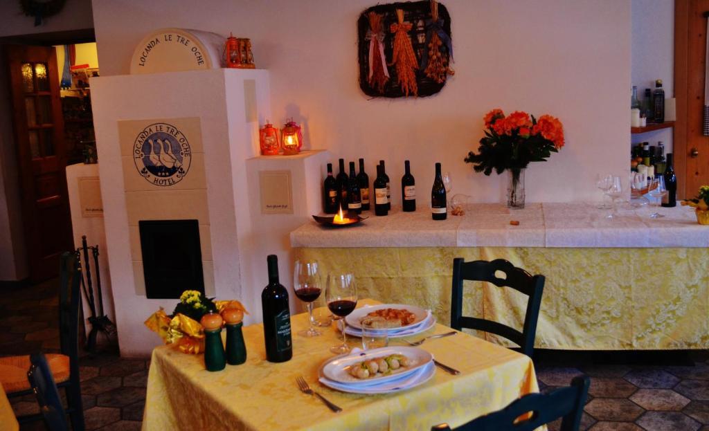 Hotel Locanda Le Tre Oche Molina di Ledro Buitenkant foto