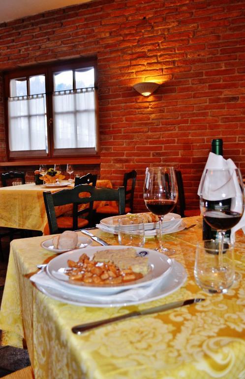 Hotel Locanda Le Tre Oche Molina di Ledro Buitenkant foto